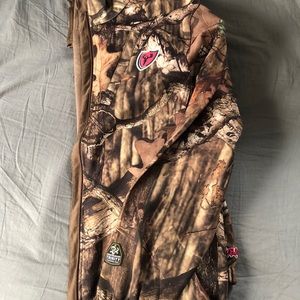 women’s camo jacket